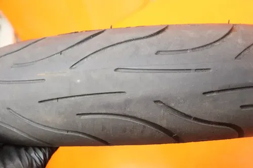 120/70 ZR 17 MICHELIN PILOT POWER FRONT MOTORCYCLE TIRE