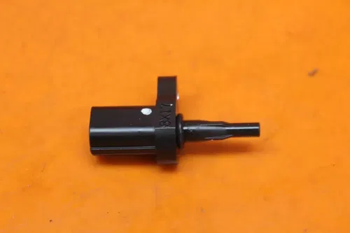 18-22 KAWASAKI NINJA 400 OEM AIR INTAKE TEMPERATURE TEMP SENSOR 21176-0048