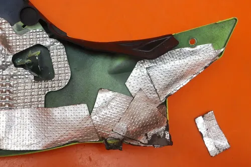 07-08 SUZUKI GSXR 1000 RIGHT LOWER MID UPPER SIDE FAIRING COWL