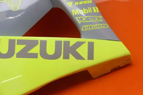 07-08 SUZUKI GSXR 1000 RIGHT LOWER MID UPPER SIDE FAIRING COWL
