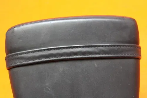 01 02 YAMAHA YZF R6 OEM REAR BACK PASSENGER TANDEM SEAT PAD SADDLE PILLION