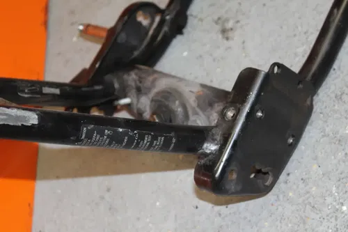 02-06 Harley-Davidson Road King FLHR OEM STRAIGHT FRAME CHASSI C 386-334-6729