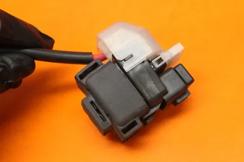 2004 SUZUKI GSXR 600 750 OEM ENGINE STARTER RELAY STARTING MOTOR SWITCH