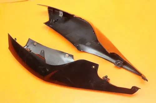 2006-2007 SUZUKI GSXR 600 750 OEM REAR BACK TAIL FAIRING COWL SHROUD