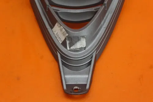 09-12 TRIUMPH DAYTONA 675 OEM FRONT CENTER COWL FAIRING