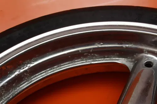 99-07 SUZUKI GSXR1300R BUSA OEM CHROME FRONT WHEEL RIM W TIRE 54111-33E10-35W