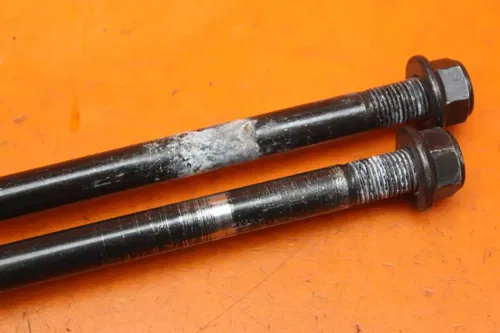17-23 SUZUKI GSXR1000R OEM ENGINE MOUNTING BOLTS HARDWARE MOTOR SCREWS