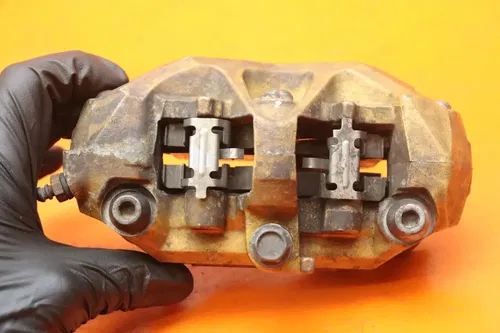 05-06 KAWASAKI NINJA ZX6R OEM RIGHT LEFT FRONT BRAKE CALIPER SET PAIR CALIPERS