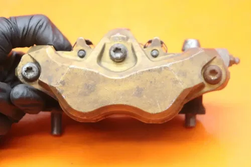 05-06 KAWASAKI NINJA ZX6R OEM RIGHT LEFT FRONT BRAKE CALIPER SET PAIR CALIPERS