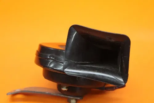 2011 SUZUKI BOULEVARD M109R AFTERMARKET HORN SIGNAL