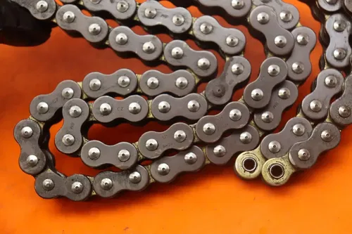 04-05 KAWASAKI NINJA ZX10R MAIN DRIVE CHAIN  525