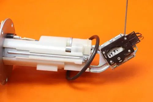 2022 15-24 SUZUKI GSXR 600 750 OEM FUEL PUMP GAS PETROL SENDER UNIT ***NICEE***