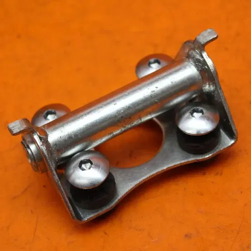 11-19 SUZUKI GSXR 600 750 OEM GAS TANK FUEL CELL PETROL RESERVOIR BRACKET MOUNT