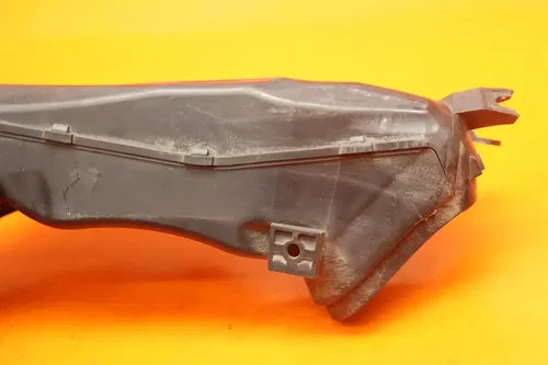 2009-2011 SUZUKI GSXR 1000 OEM RIGHT RAM AIR INTAKE DUCT TUBE
