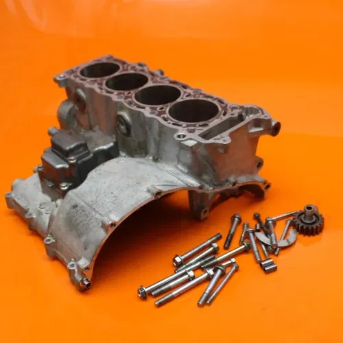 06-07 SUZUKI GSXR 750 OEM UPPER ENGINE TOP CRANKCASE CRANK CASES MOTOR BLOCK