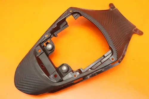 2023 11-24 SUZUKI GSXR 600 750 CENTER REAR BACK TAIL FAIRING COWL