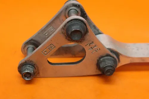 11-24 2013 SUZUKI GSXR750 600 OEM REAR DOGBONE SHOCK LINKAGE LINK