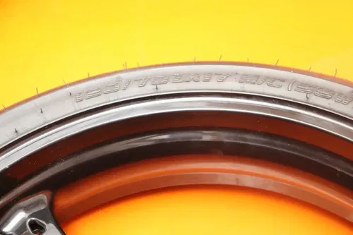 05-08 SUZUKI GSXR1000 OEM FRONT WHEEL RIM W TIRE