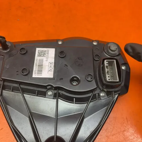 12-15 SUZUKI GSXR 1000 SPEEDO TACH GAUGES DISPLAY CLUSTER SPEEDOMETER TACHOMETER