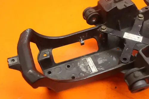 04-06 YAMAHA YZF R1 REAR SUBFRAME BACK SUB FRAME