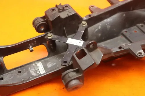 04-06 YAMAHA YZF R1 REAR SUBFRAME BACK SUB FRAME