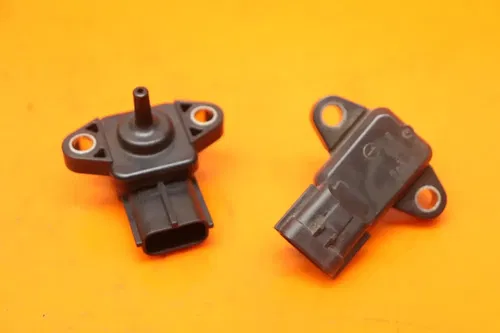 03-05 YAMAHA YZF R6 OEM MAP MASS AIR FLOW PRESSURE SENSOR SET