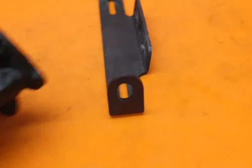 04-05 SUZUKI GSXR 600 750 OEM LICENSE PLATE BRACKET MOUNT HOLDER