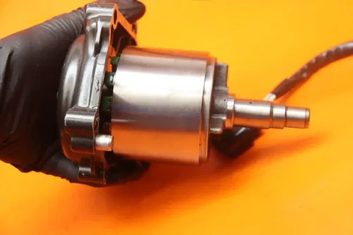 2004-2006 YAMAHA YZF R1 OEM STATOR GENERATOR ALTERNATOR MAGNETO