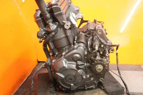 2022-2024 YAMAHA YZF R7 OEM ENGINE MOTOR *5K MILES*
