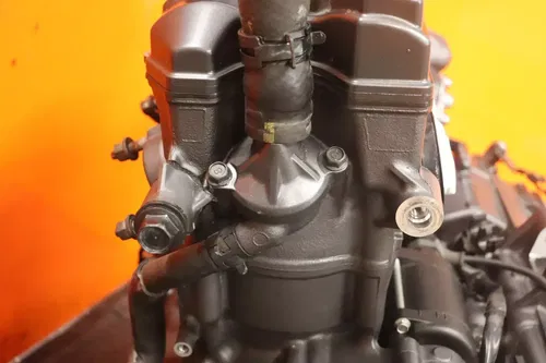2022-2024 YAMAHA YZF R7 OEM ENGINE MOTOR *5K MILES*