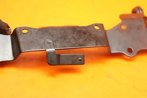 22-25 2023 YAMAHA YZF R7 OEM FRONT SEAT MOUNTING BRACKET MOUNT