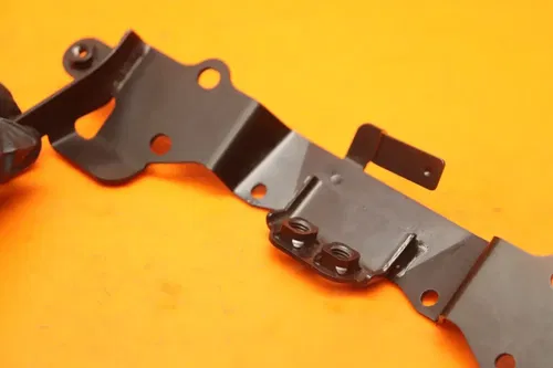 22-25 2023 YAMAHA YZF R7 OEM FRONT SEAT MOUNTING BRACKET MOUNT