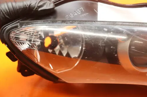 07-08 YAMAHA YZF R1 OEM FRONT HEADLIGHT HEAD LIGHT LAMP