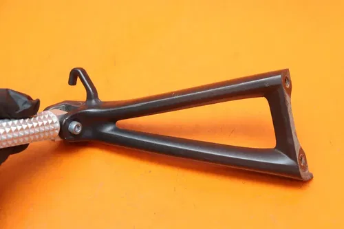 2009-2011 YAMAHA YZF R6 OEM REAR BACK PASSENGER PEG SET PAIR