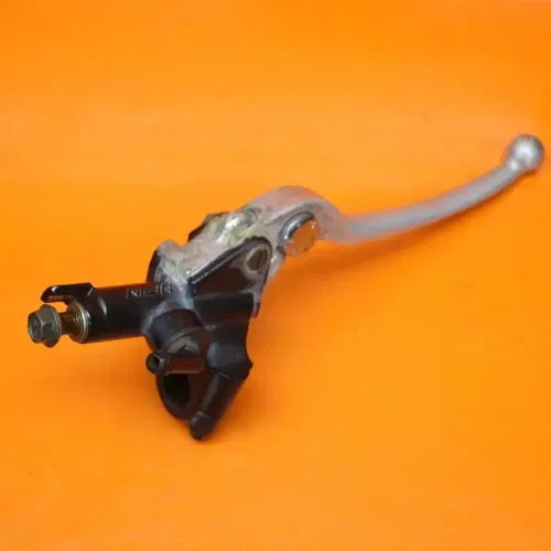 03-07 SUZUKI SV1000 OEM FRONT BRAKE MASTER CYLINDER w/ LEVER