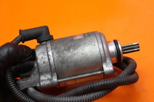 2001 2002 SUZUKI GSXR 1000 OEM ENGINE STARTING STARTER MOTOR -DC 12V 1100-40F00
