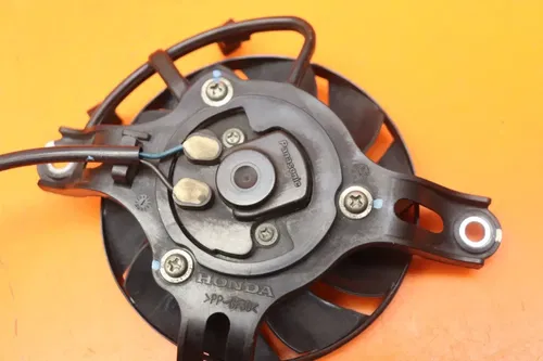 2015-2022 HONDA CBR300R OEM ENGINE RADIATOR COOLING FAN