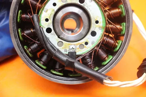 2002 2003 YAMAHA YZF R1 OEM STATOR GENERATOR ALTERNATOR MAGNETO 5PW-81410-01-00