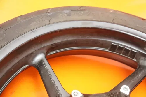 06-15 YAMAHA FZ1 OEM STRAIGHT FRONT WHEEL RIM