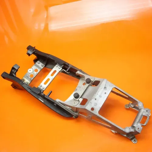 2006 2007 SUZUKI GSXR 600 750 OEM STRAIGHT REAR SUBFRAME BACK SUB FRAME