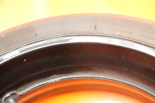 2001 YAMAHA YZF R6 OEM STRAIGHT REAR WHEEL BACK RIM W TIRE