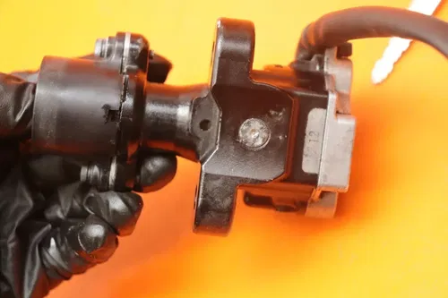 11-19 SUZUKI GSXR 600 750 OEM IGNITION LOCK KEY SET WITH GAS CAP