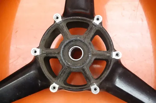 2001 YAMAHA YZF R6 OEM FRONT WHEEL RIM W TIRE