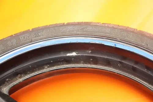 2001 YAMAHA YZF R6 OEM FRONT WHEEL RIM W TIRE