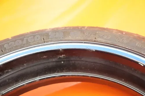 2001 YAMAHA YZF R6 OEM FRONT WHEEL RIM W TIRE