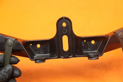 2004-2005 KAWASAKI NINJA ZX10R OEM STR8 UPPER FAIRING MIRROR GAUGES STAY BRACKET