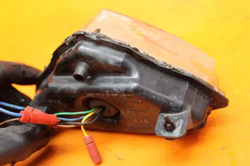 04 05 06 YAMAHA YZF R1 INTEGRATED REAR TAIL TAILLIGHT BACK BRAKE LIGHT