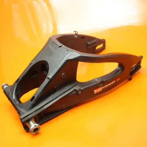 11-21 SUZUKI GSXR 600 750 OEM STRAIGHT REAR SWINGARM BACK SUSPENSION SWING ARM