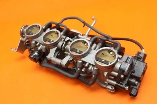 2009-2011 SUZUKI GSXR 1000 OEM MAIN FUEL INJECTORS / THROTTLE BODIES