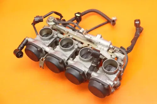 02-03 YAMAHA YZF R1 OEM MAIN FUEL INJECTORS / THROTTLE BODIES